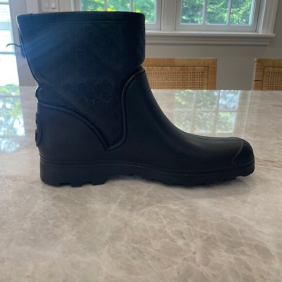 Gucci Marmont Wellington Rain Boots, Size 9 - Picture 8 of 12